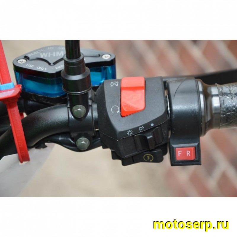 Купить  ====Электромотоцикл Z1000  4000W (реально 5000W), Литиевые аккум, торм. диск./диск.,кол. 17"/17" (шт) (MOTO-SKUTER купить с доставкой по Москве и России, цена, технические характеристики, комплектация фото  - motoserp.ru