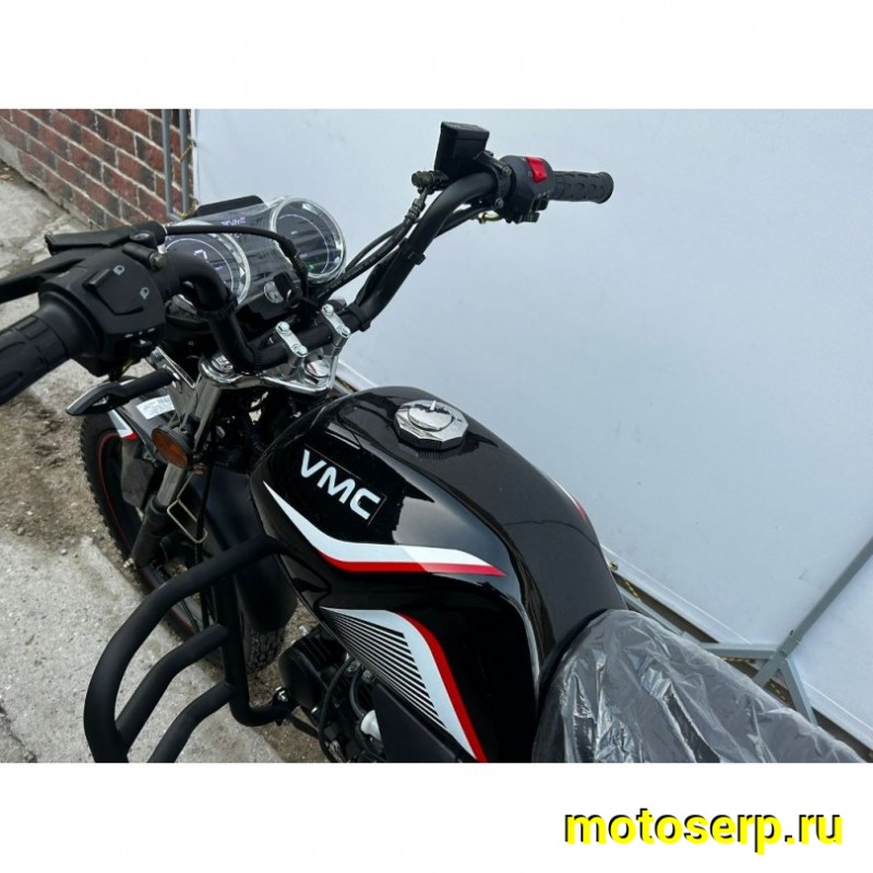 Купить  Мопед VMC RIVA-II CX 50 NEW  (Венто Рива це икс 50) 4Т; 50сс; 17"литые; Электр. цв панель, линзов фара, LED светотехника (шт) 01200 (Vento купить с доставкой по Москве и России, цена, технические характеристики, комплектация фото  - motoserp.ru