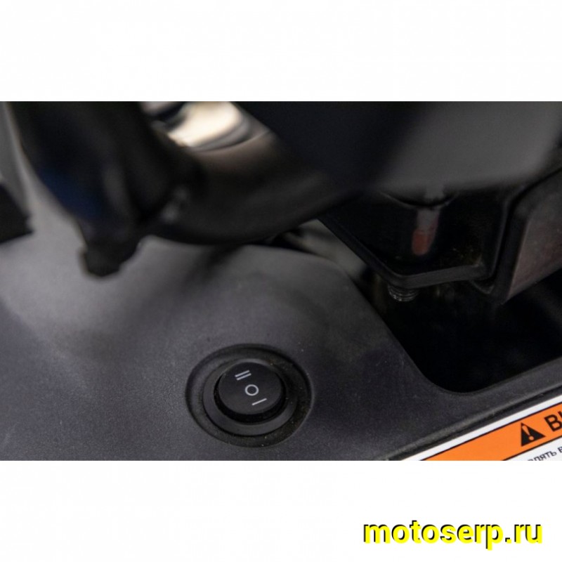 Купить  Снегоход MOTAX SNOW 200 (БЕЗ ПСМ) 200сс вар, реверс, гусен 380 х 2150мм. быстроразб, обогр. ручек (шт)  купить с доставкой по Москве и России, цена, технические характеристики, комплектация фото  - motoserp.ru