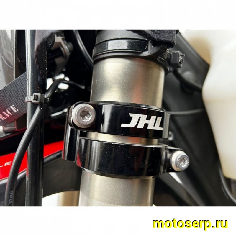 Купить  Мотоцикл Кросс/Эндуро JHL Z4i EFI PR (спортинв) 2023, 21/18, 250cc, ZS172FMM-5 ,подвеска CN Absorber (HTW 2х картриджная) (шт) (ТехМаркет (0 купить с доставкой по Москве и России, цена, технические характеристики, комплектация фото  - motoserp.ru
