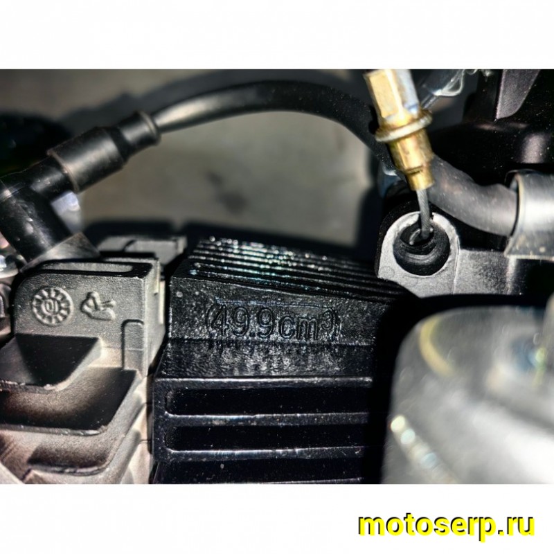 Купить  Мопед Millenium Alpha RS12 Champ  4Т; 50cc; колеса 17"литые; 4пер, эл. старт; бак 12л, легкая усиленная рама (шт) 01250 (ТехМаркет купить с доставкой по Москве и России, цена, технические характеристики, комплектация фото  - motoserp.ru