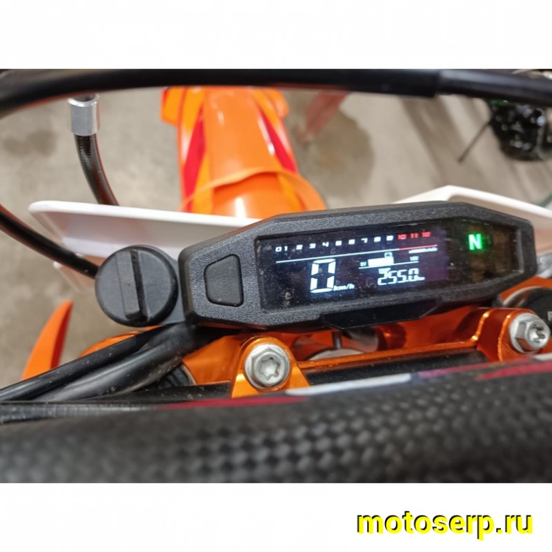 Купить  Мотоцикл Кросс/Эндуро Regulmoto Crosstrec 300 Б/У пробег 255км состояние нового (ЭПТС) 21/18, ZS174MN-5, водян. охл., 5КПП (зал) (шт) купить с доставкой по Москве и России, цена, технические характеристики, комплектация фото  - motoserp.ru