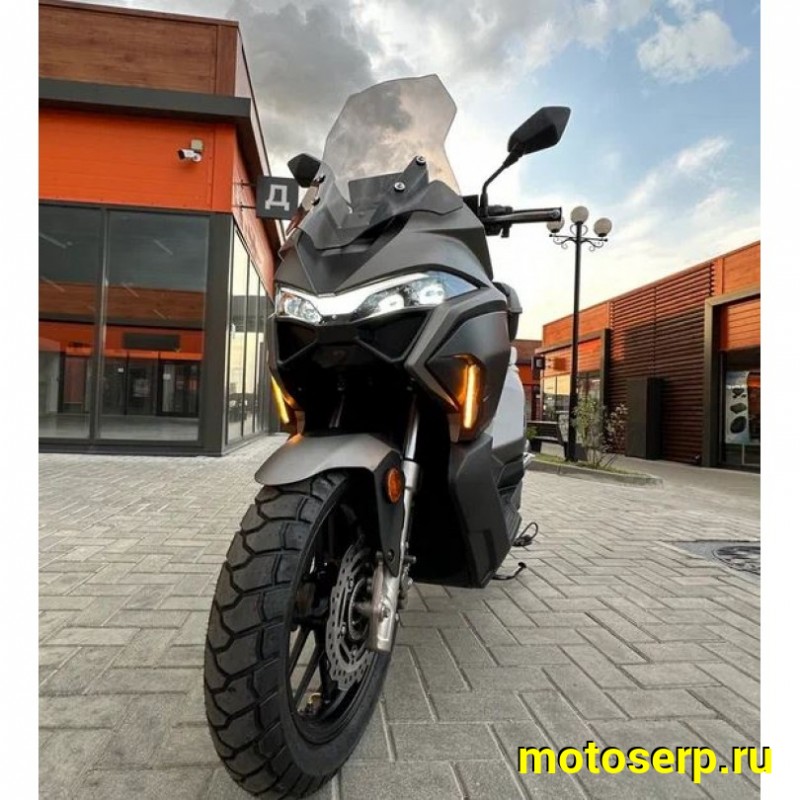 Купить  Скутер SPRMOTORS TRAVEL MAX T4-50H EFI, 14/13" с тремя кофрами! (шт) 01800 (SPR купить с доставкой по Москве и России, цена, технические характеристики, комплектация фото  - motoserp.ru